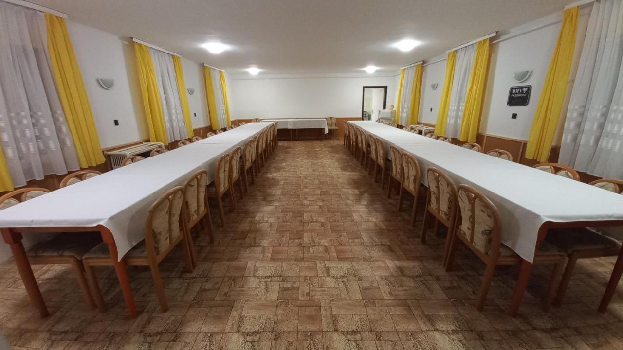 Готель Panorama Ueduelo Оґґтелекі Екстер'єр фото
