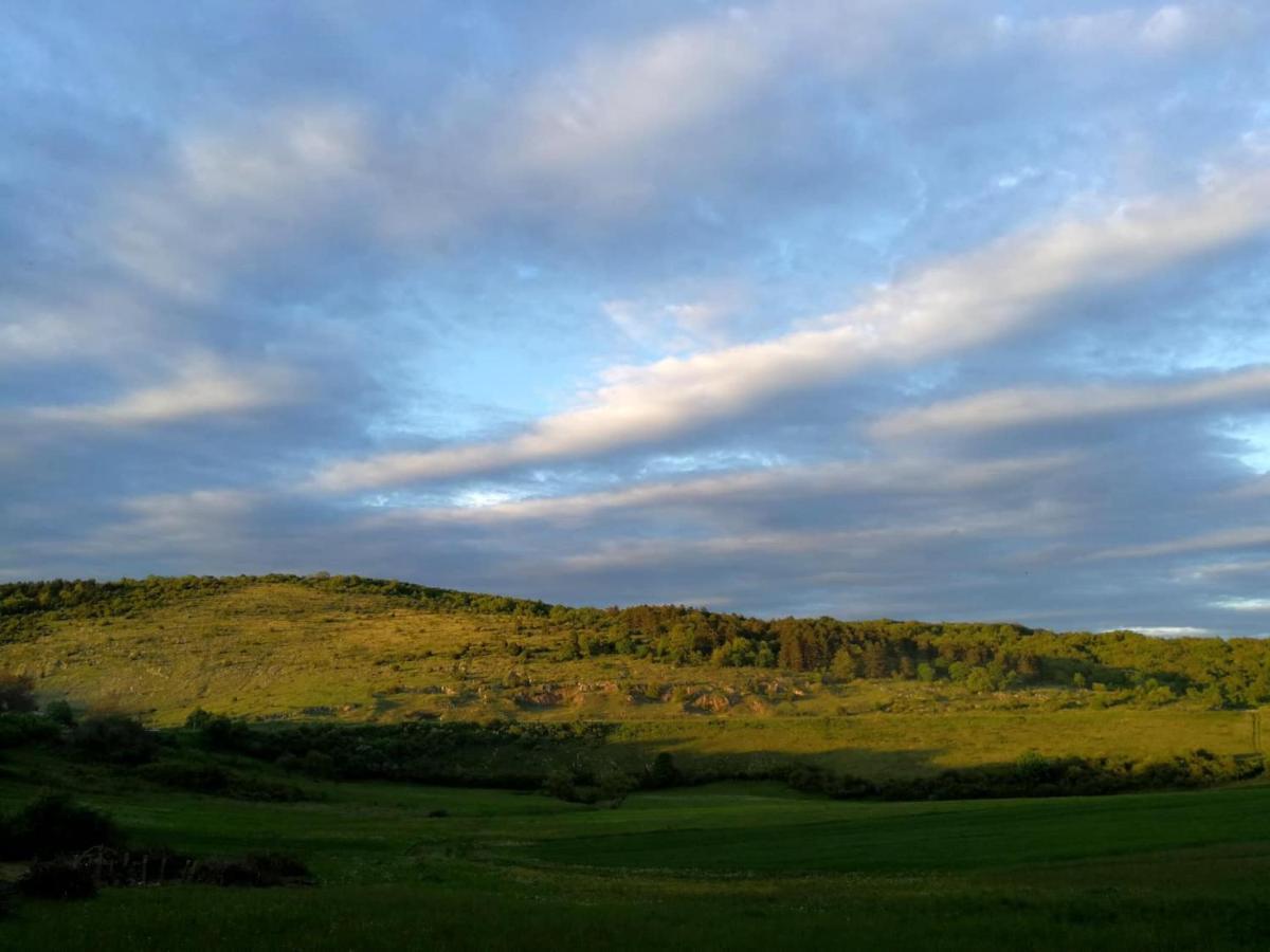Готель Panorama Ueduelo Оґґтелекі Екстер'єр фото